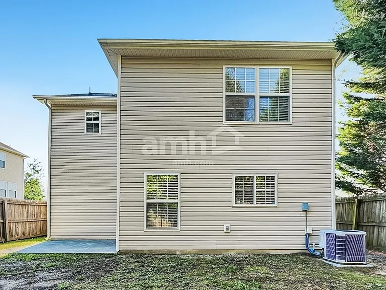417 Magna Dr — Photo 16