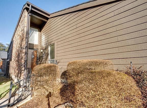 3rd image of 2204 W Park Blvd APT 2201