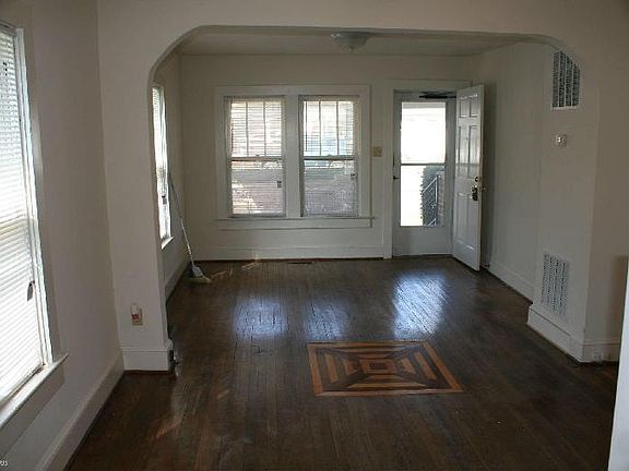 3rd image of 304 Parkway St