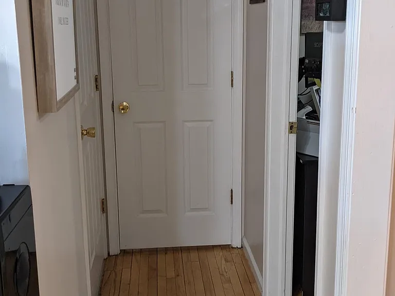 1516 Main St #6 — Photo 10