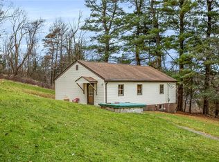 5620 Community Center Dr, Gibsonia, PA 15044