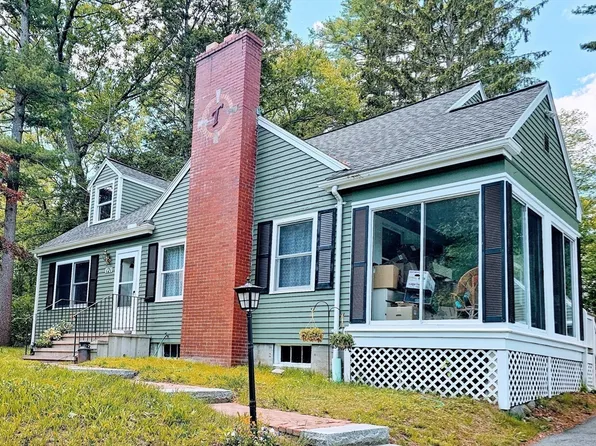 121 Mill St, Hopedale, MA 01747