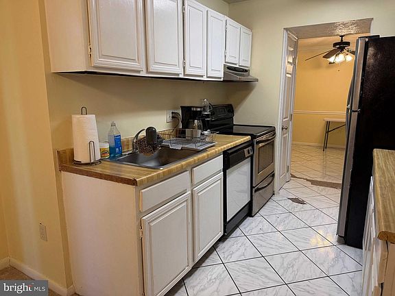 2nd image of 8007 Mandan Rd Unit 605