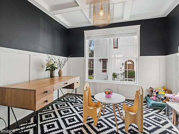 5th image of 433 S Kensington Ave
