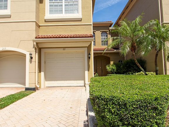 4th image of 4991 Bonsai Cir APT 111
