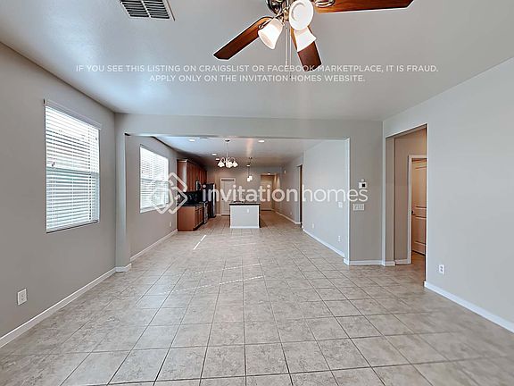 3rd image of 9821 W Southgate Ave