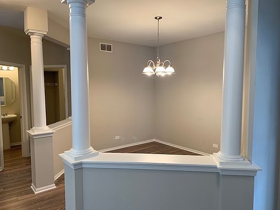 5th image of 7651 Park View Ct