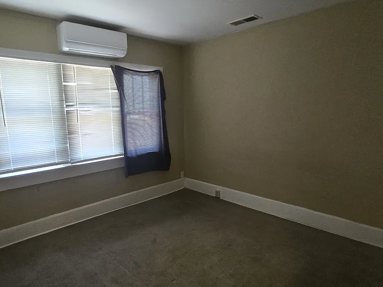 223 Vassar Dr SE — Photo 9