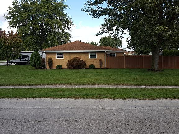 2nd image of 190 Beechwood Dr