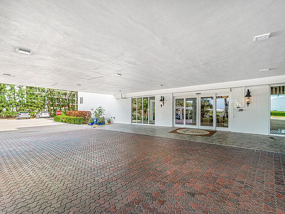 3rd image of 3450 S Ocean Blvd APT 201