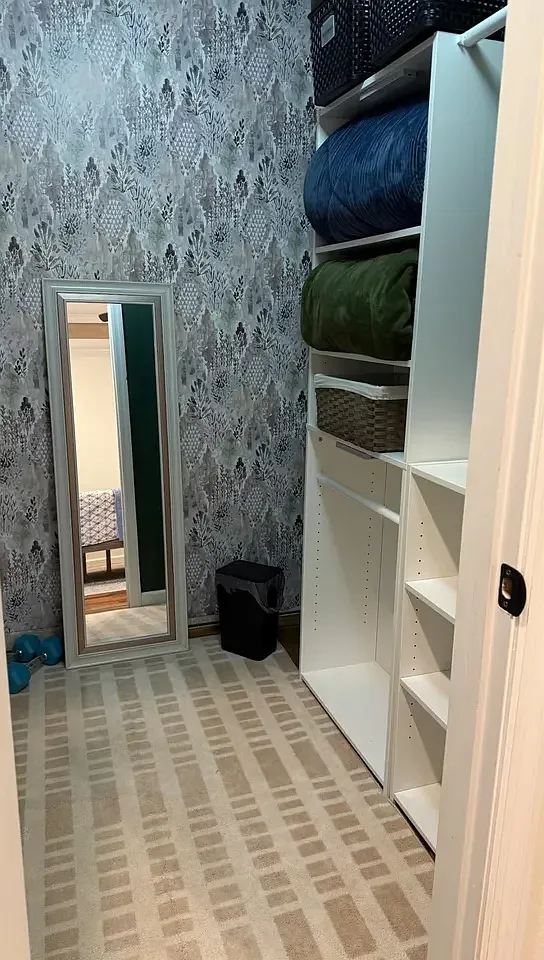 3 bed, 1350 sqft, $2,100 — Photo 3