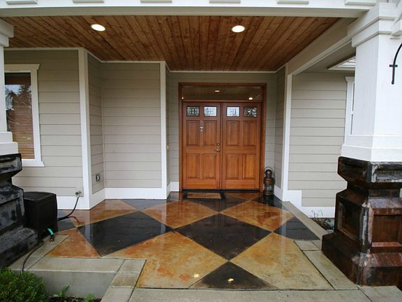 2nd image of 1401 Aurora Ct