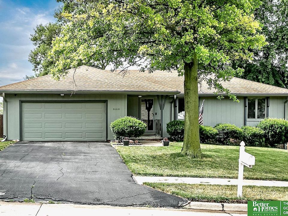 20021 Pearl St, Elkhorn, NE 68022 Zillow