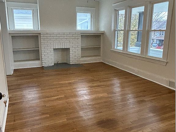 5th image of 1328 W 110th St #B
