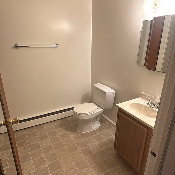 72-88 Main St #6 — Photo 5
