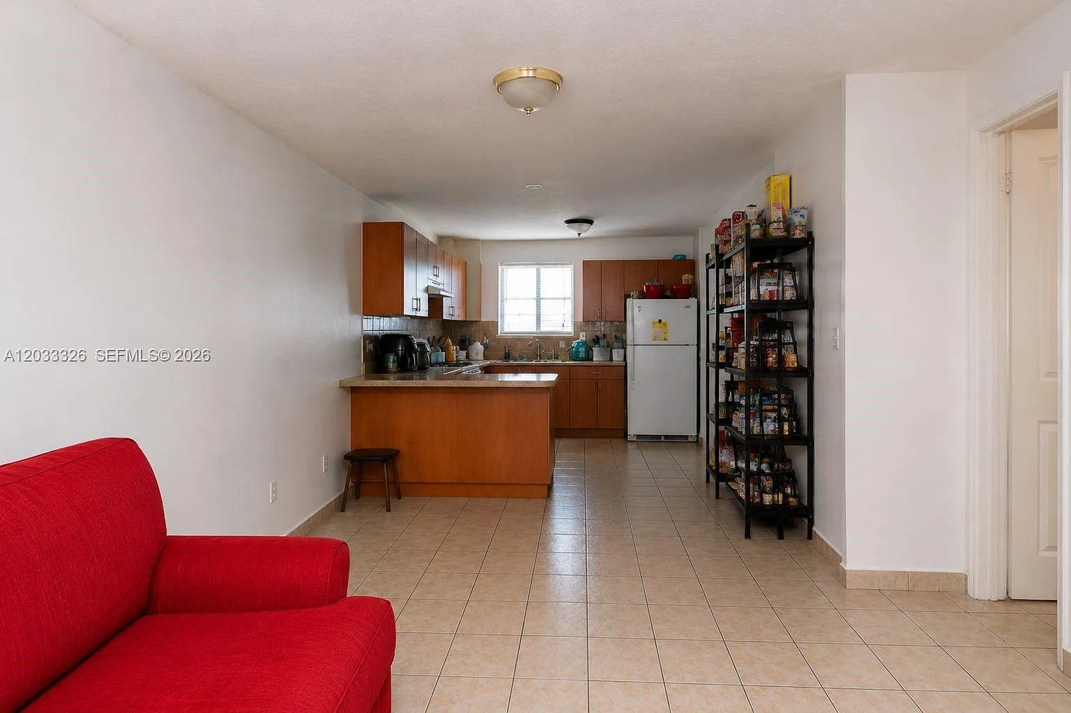 Cadiz I Condo — Photo 1