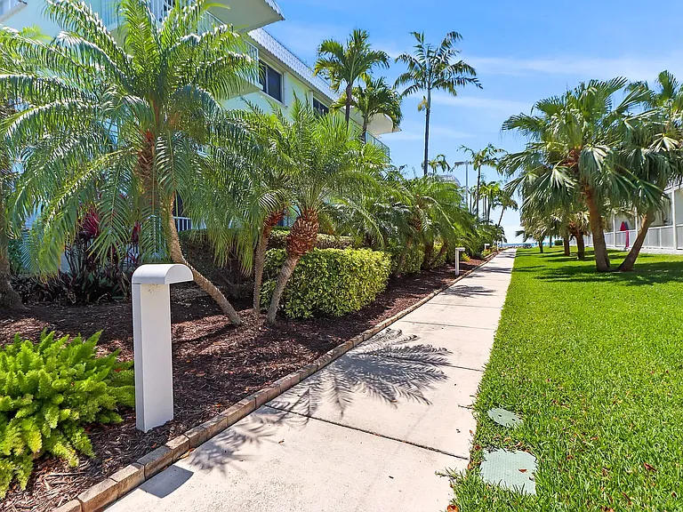 1101 W Ocean Dr #15 — Photo 14