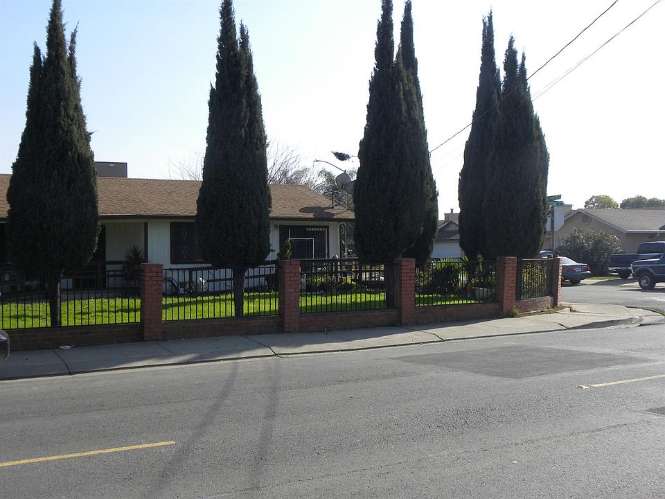 1st image of 1724 S Stockton St