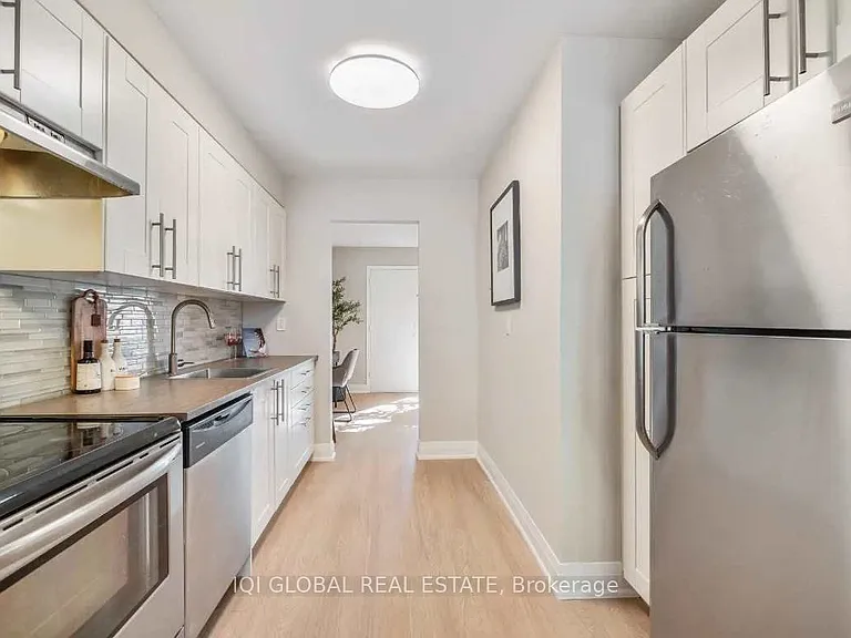14 Fern Ave #14 — Photo 3