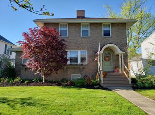 204 Hillcrest Cir, Grove City, PA 16127
