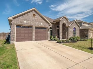 730 Old Settlers Dr, San Marcos, TX 78666