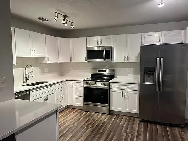5132 Beach Dr SE #D — Photo 19