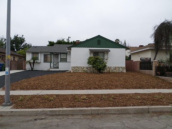 2nd image of 7749 Beeman Ave