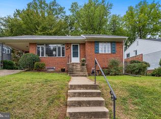 5006 Jamestown Rd, Bethesda, MD 20816