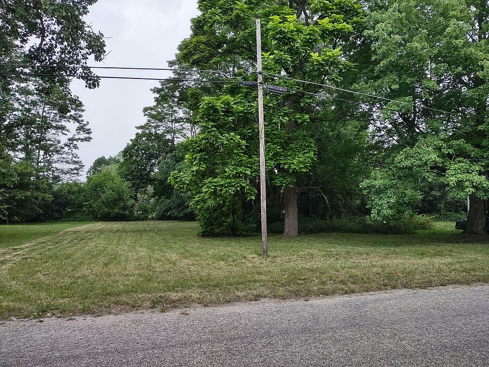 1st image of 210 Grand Blvd