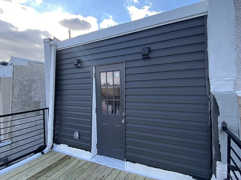 655 N 33rd St #2 — Photo 33