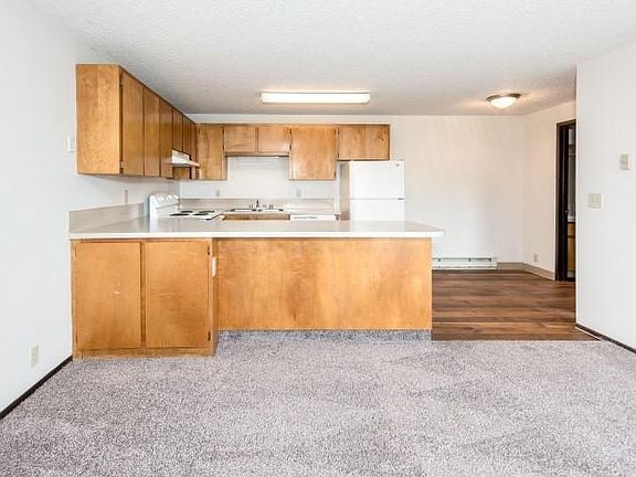 3rd image of 5500 NE 34th St APT 20