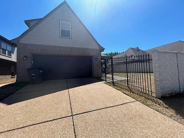 10394 Twisting Pine Ln — Photo 17