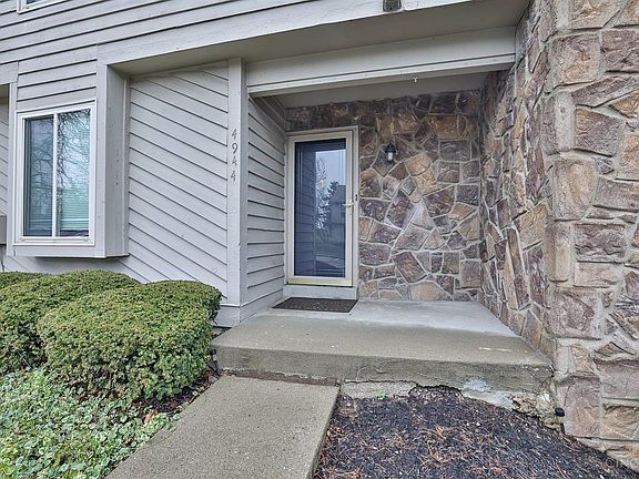3rd image of 4944 Columbia Cir #27128