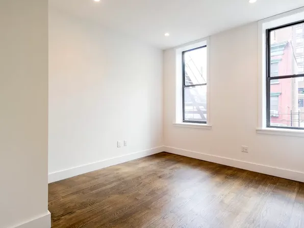 42 Grand St APT 2, New York, NY 10013