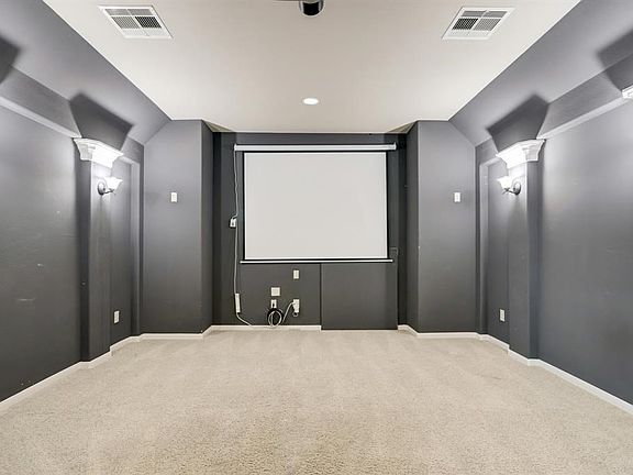 4th image of 9827 Patricia Haven Ln