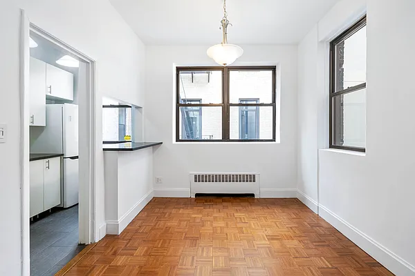 Rented by Sotheby's International Realty | media 19