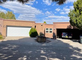 6 Village Pl, White Rock, NM 87547