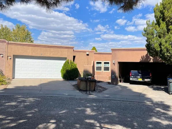 6 Village Pl, White Rock, NM 87547