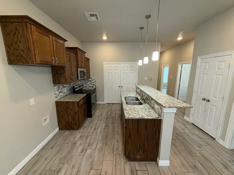 3334 Addison Way — Photo 3