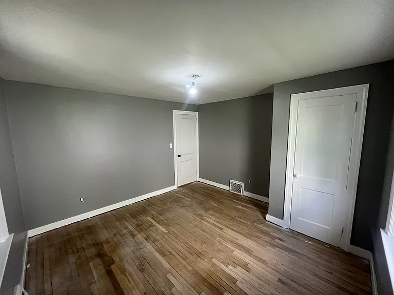 202 Canaan Rd — Photo 16