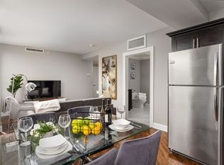 Somerset Place Apartments, Chicago, IL 60640