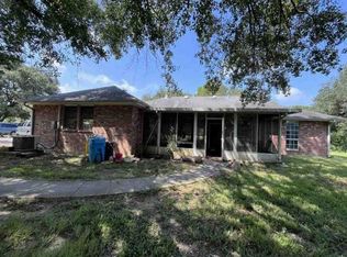 1053 Mim Callier Dr, Breaux Bridge, LA 70517