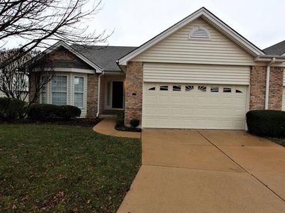 51 N Trumbull Cir, Saint Charles, MO, 63301
