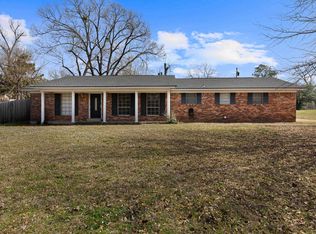 1904 Lakeshore Dr, Longview, TX 75605