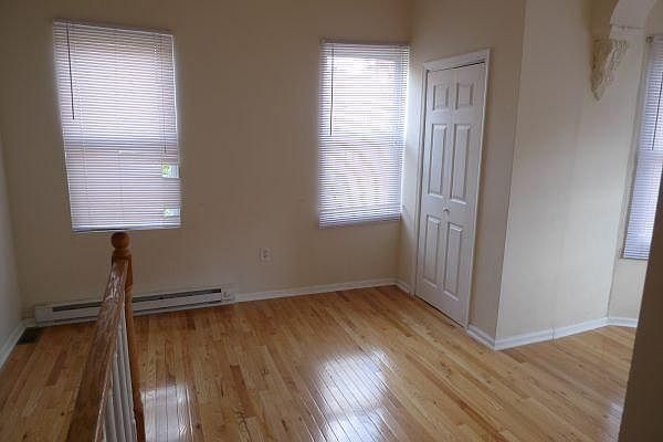 1st image of 1800 W Montgomery Ave #1