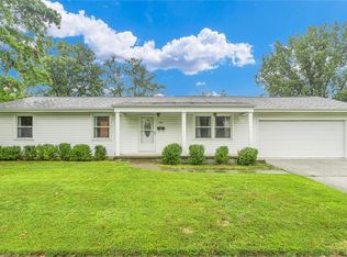 1011 Westgate Dr, Charleston, IL 61920