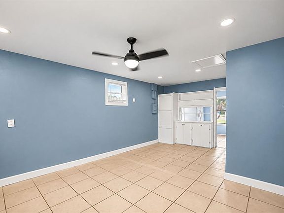 4th image of 374 3rd St NW #B