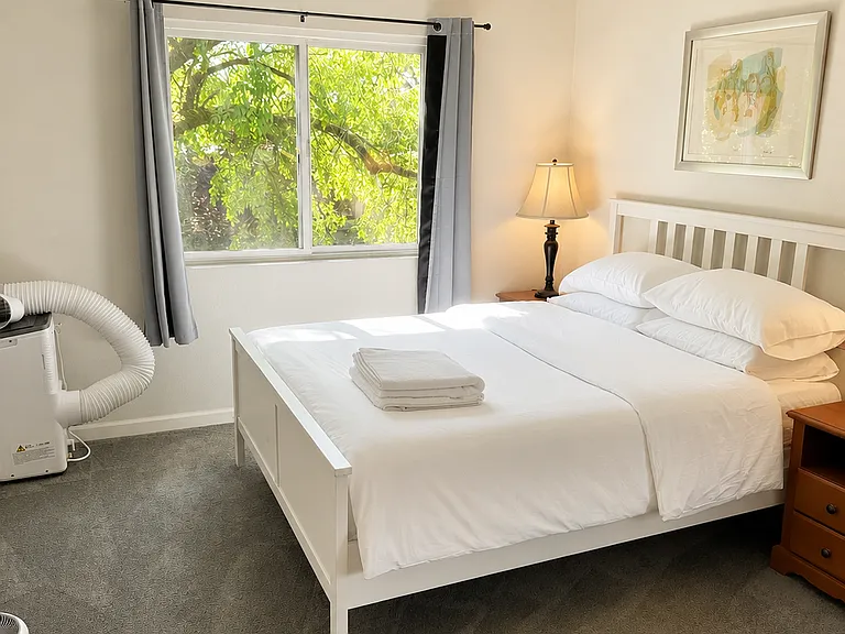 718 Kirkland Cir #B301 — Photo 2