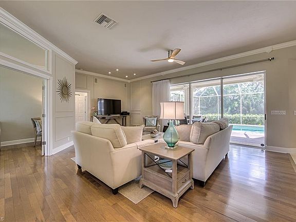 5th image of 28165 Meadowlark Ln