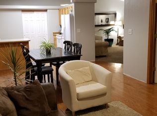 8712 Queensbury Dr, Pasco, WA 99301